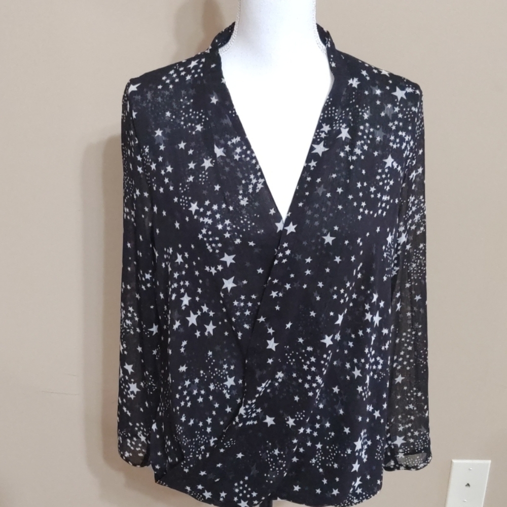 Banana Republic Black And White Stars Wrap…
